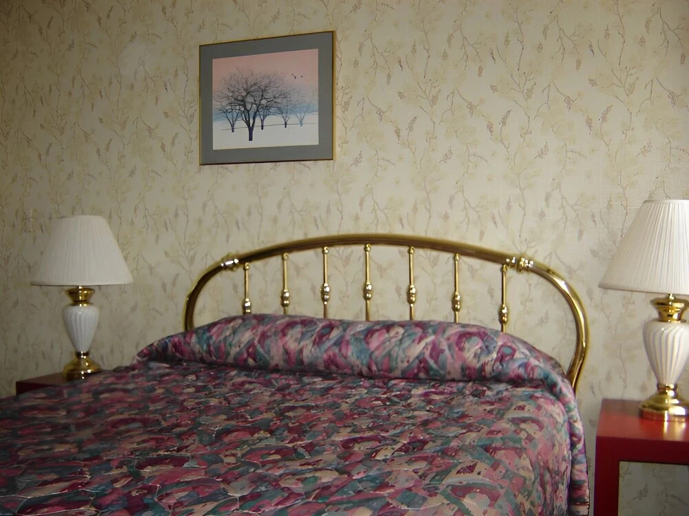 Wolf Creek Village in Eden, United States