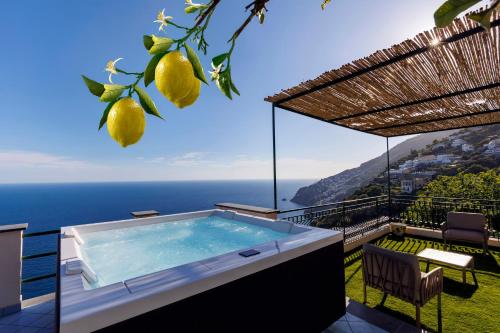 Villa Le Porpore — 4-Star Luxury Hotel in Furore, Italy
