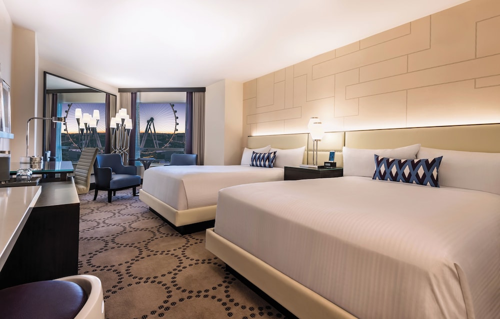 Harrah s Las Vegas A Caesars Rewards Destination - photo 36