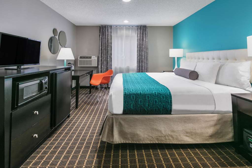 Howard Johnson by Wyndham New Braunfels - carbon neutral hotel in New Braunfels