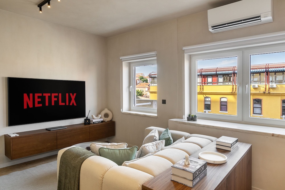 WHome Lisbon Dream Stay Unmatched Elegance and Comfort — 4-Star Luxury Hotel in Lisbon, Portugal