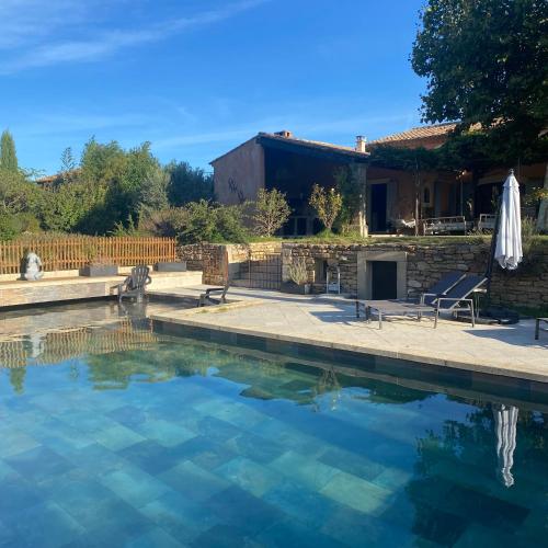 Hestia - carbon neutral hotel in Robion