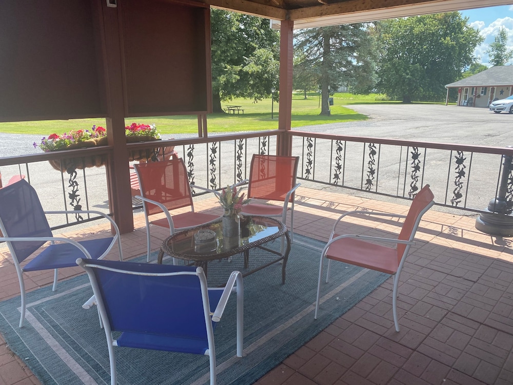 Northern Family Motel - photo 29