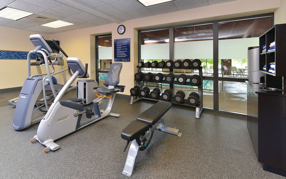 Hampton Inn Chicago Carol Stream - photo 25