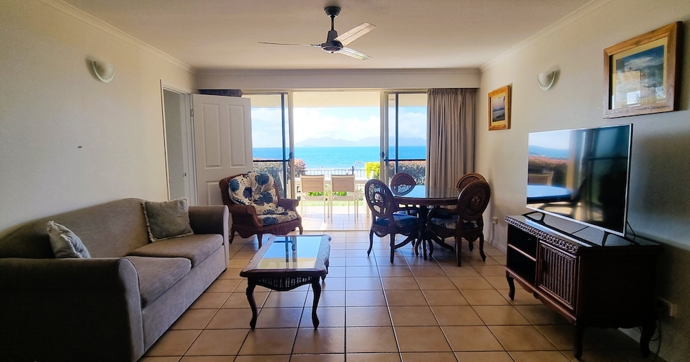 Rose Bay Resort — 4-Star Luxury Hotel in Bowen, Australia
