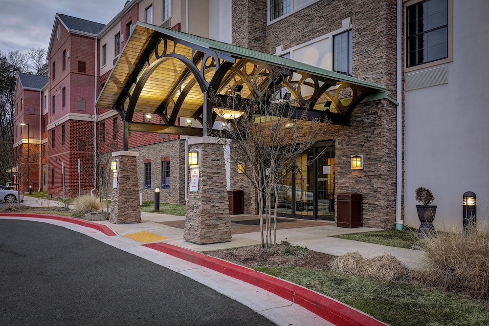 Staybridge Suites Washington D.C. Greenbelt IHG - photo 40