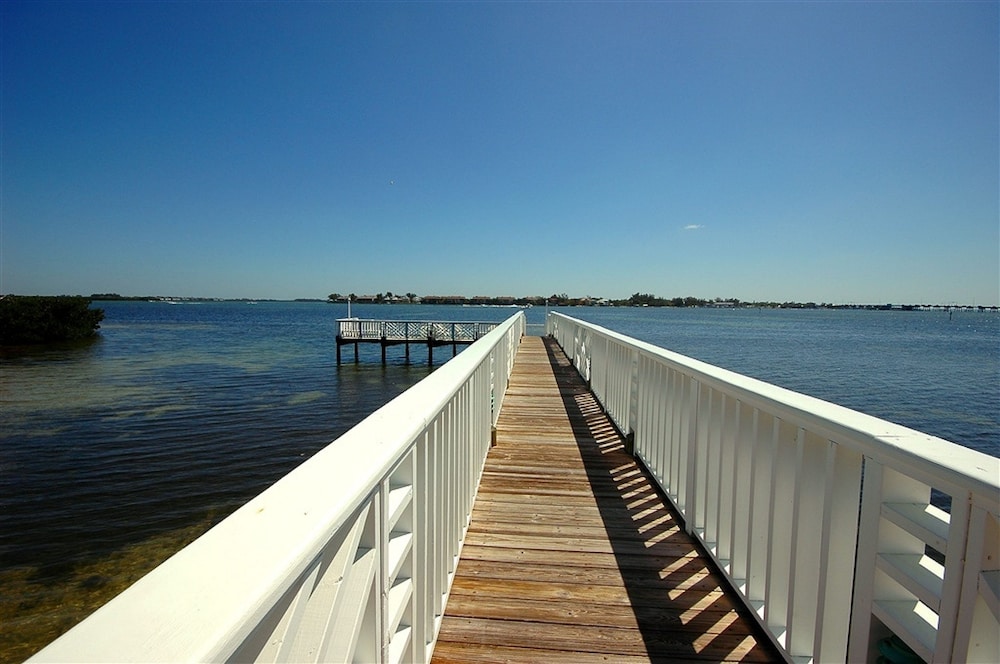 Tradewinds Beach Resort - photo 59