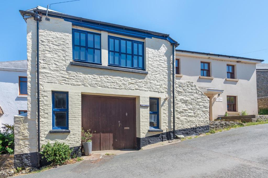 The Lookout A Great Adventure in Kingsbridge, United Kingdom