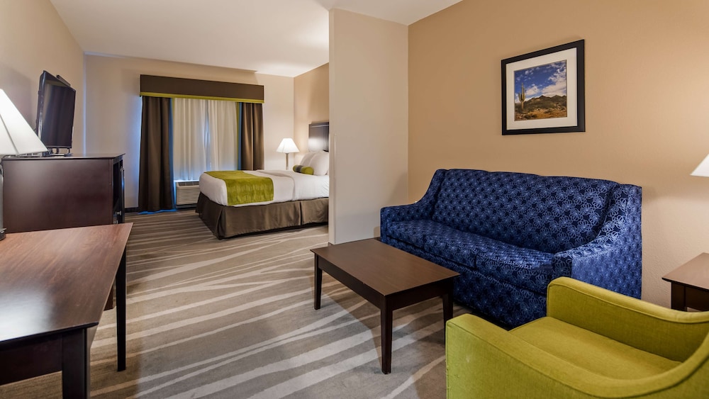 Best Western Plus Denver City Hotel and Suites - photo 6