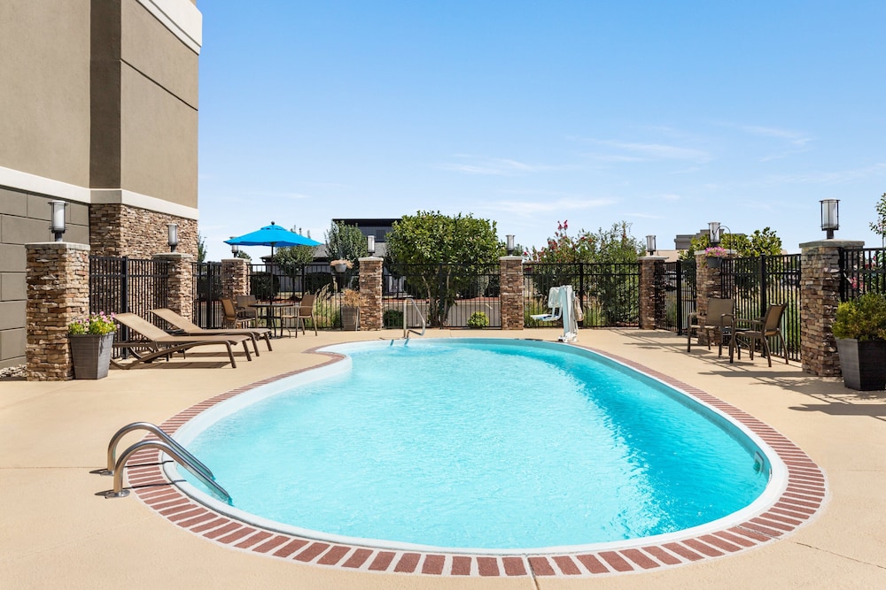 Holiday Inn Express Bowling Green by IHG - photo 18
