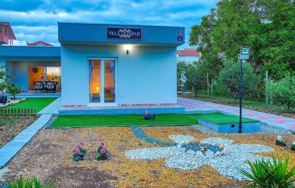 Cozy Home In Kastel Stafilic — 5-Star Luxury Hotel in Kastel Stafilic, Croatia