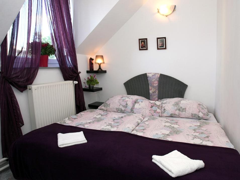 Szent Kristóf Panzió - carbon neutral hotel in Eger