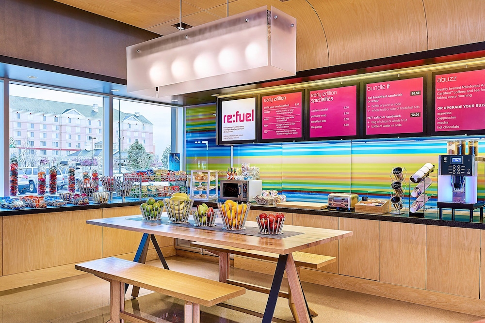 Aloft Denver Airport at Gateway Park - photo 16