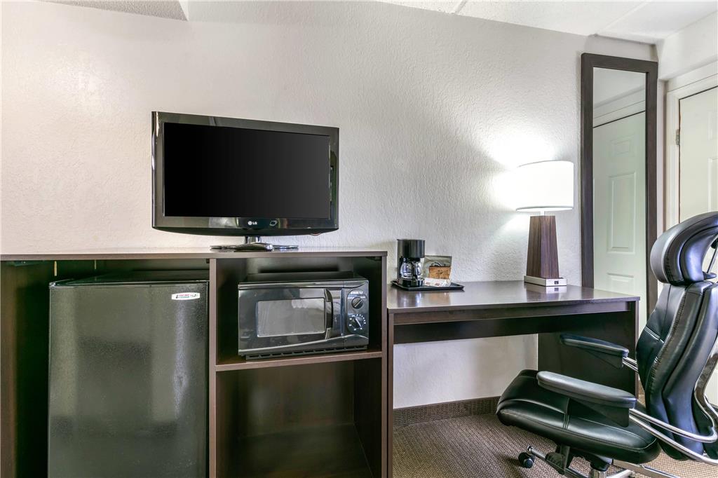 Sleep Inn & Suites near Sports World Blvd - photo 16