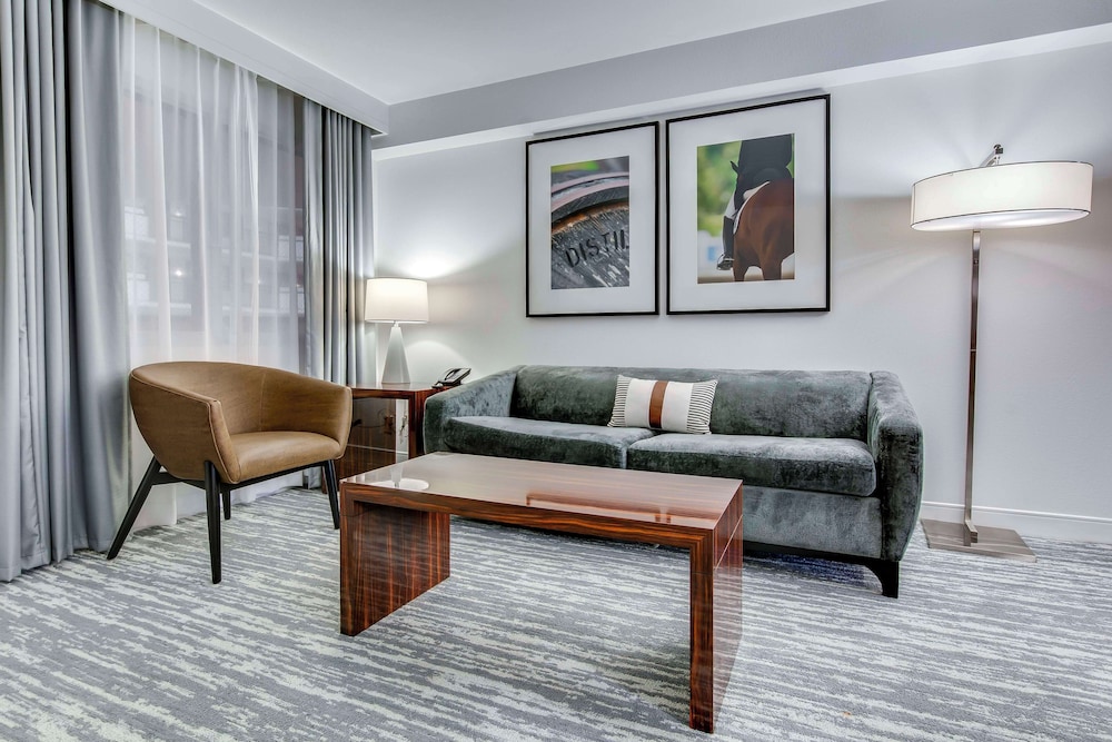 Embassy Suites Louisville East - photo 66