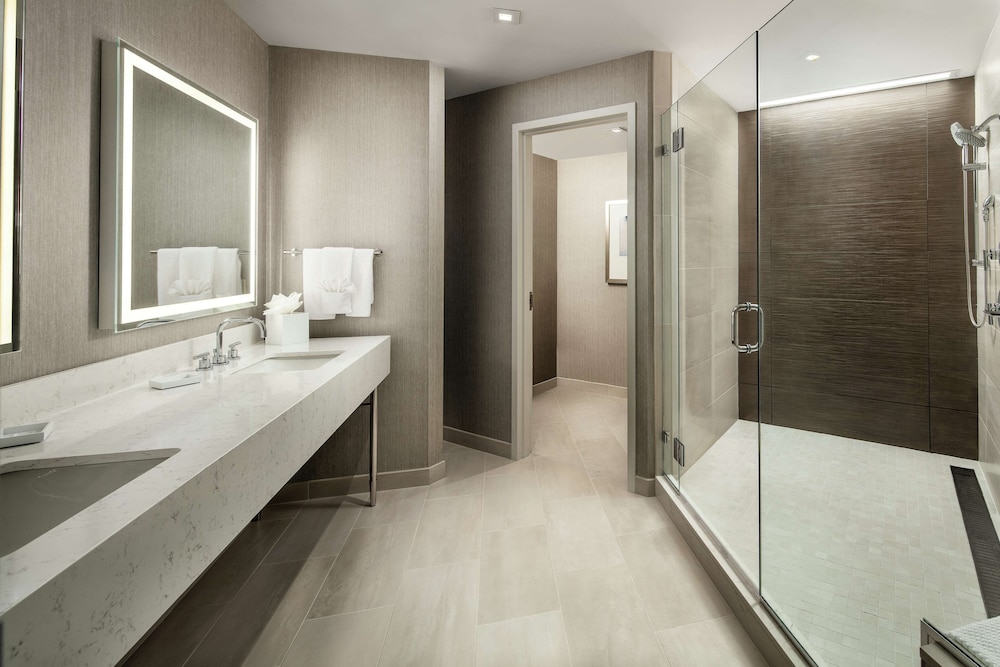 Hilton Boston Logan Airport - photo 37