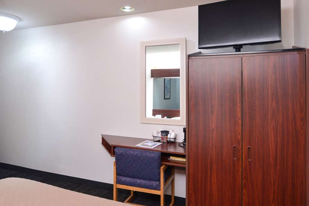 Americas Best Value Inn & Suites Maryville - photo 18