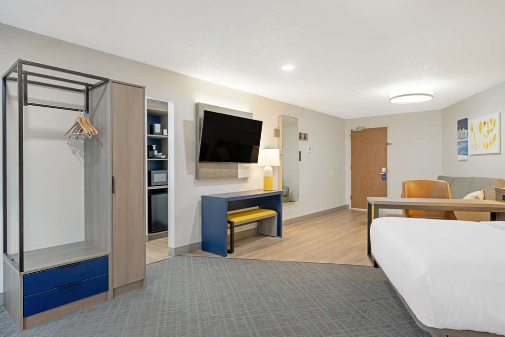 Comfort Suites Idaho Falls - photo 20