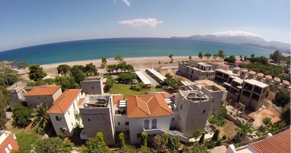 Stavros Tou Notou in Mavrovouni, Greece