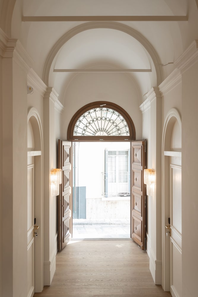 Castro Hotel Syros — Ano Syros — photo 2