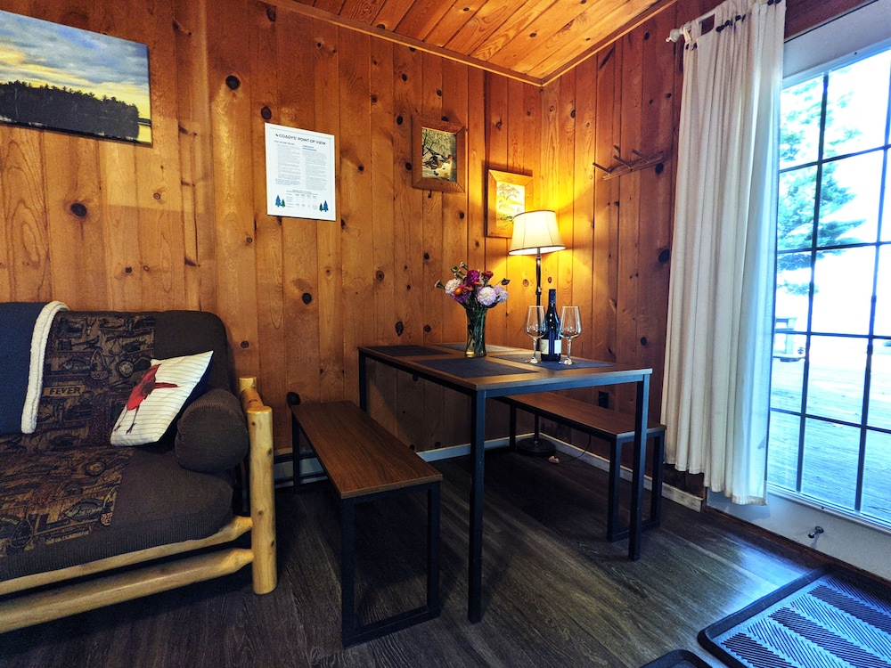 Coadys' Point of View Lake Resort - photo 249