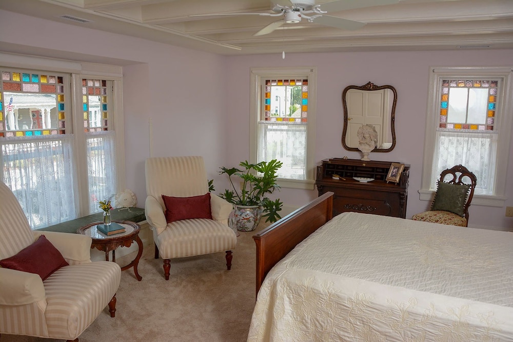 The Towers Bed & Breakfast - photo 13