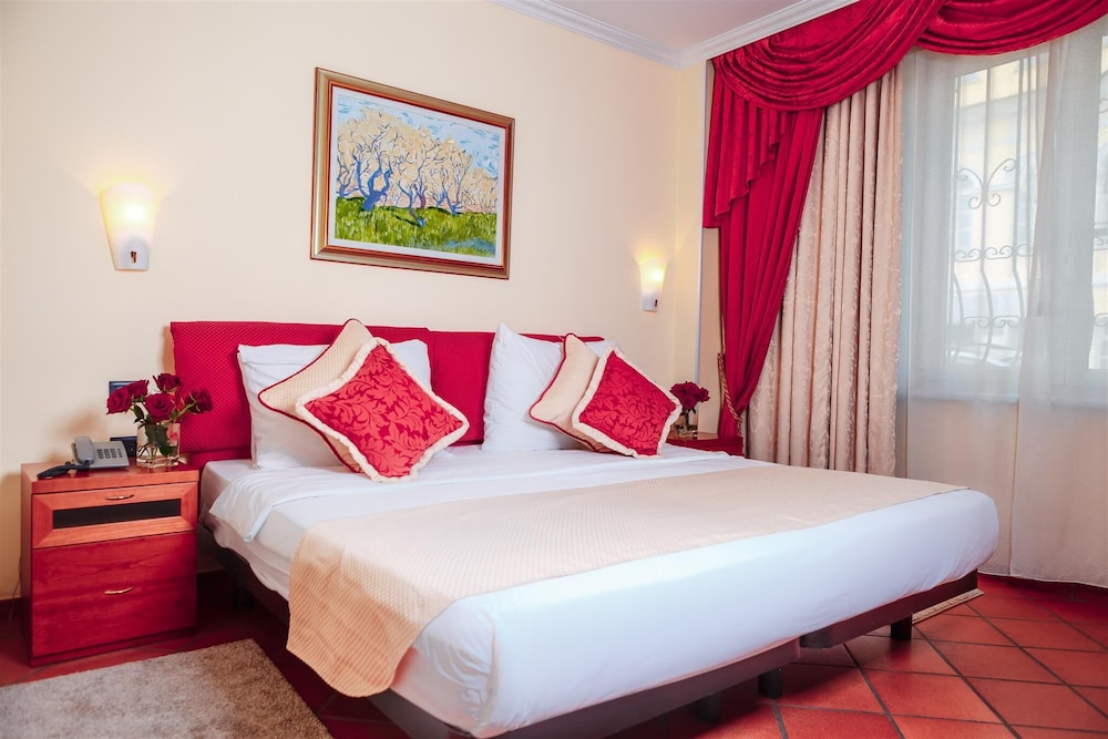 Hotel Pushkin - carbon neutral hotel in Oral