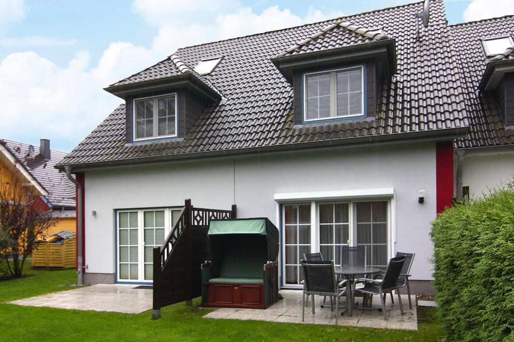 Reihenhaus im Ostseebad Zingst — 4-Star Luxury Hotel in Zingst, Germany