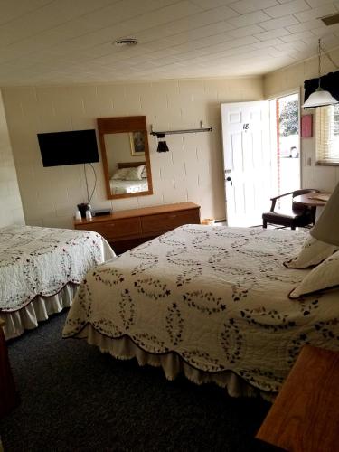 Belaire Motel - photo 12