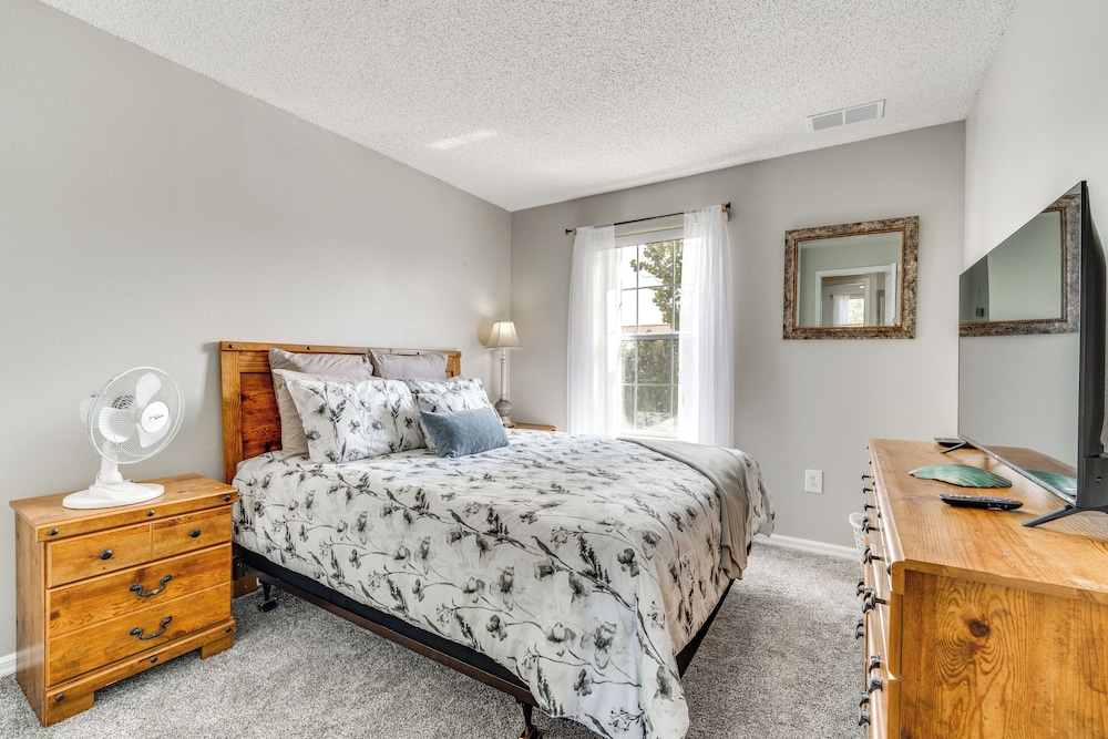 Townhome 7 Mi to Disney Parks: Resort Pool Access - photo 14