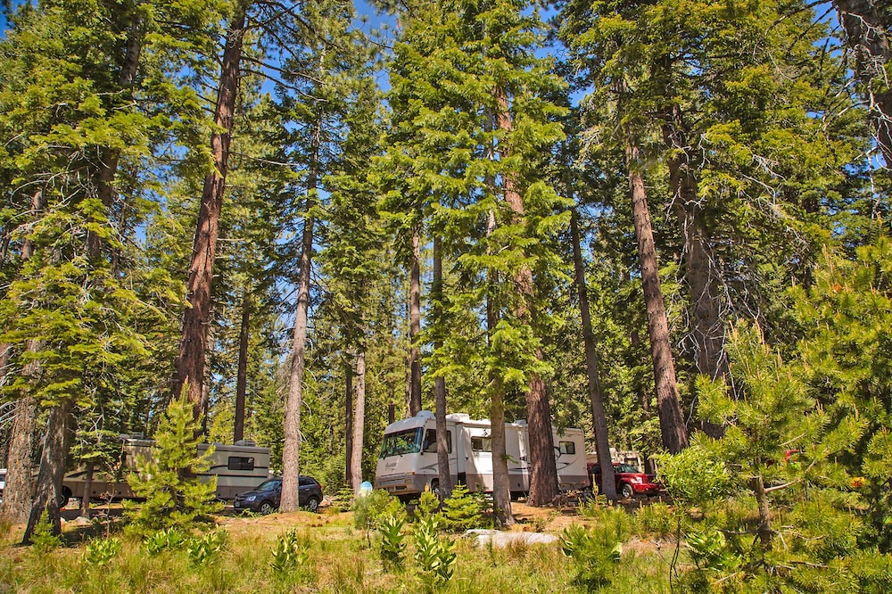 Snowflower RV Resort - photo 13
