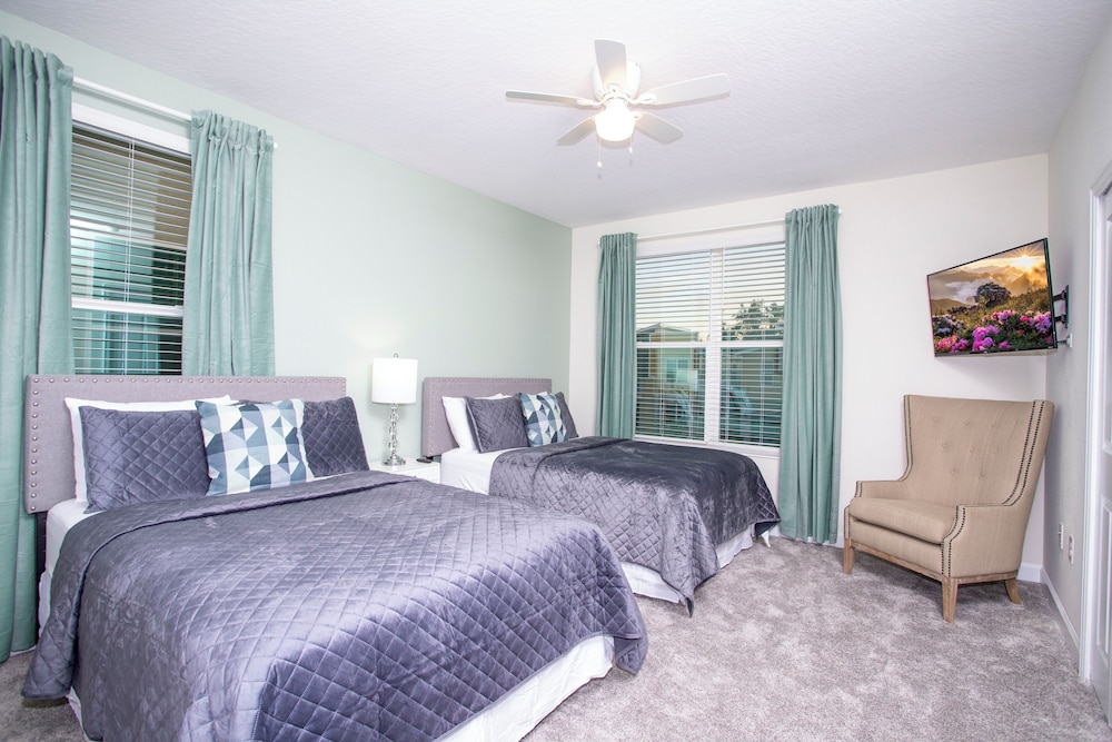 Gorgeous 5 Bd Home Close to Disney Storey Lake Resort 2734 - photo 42