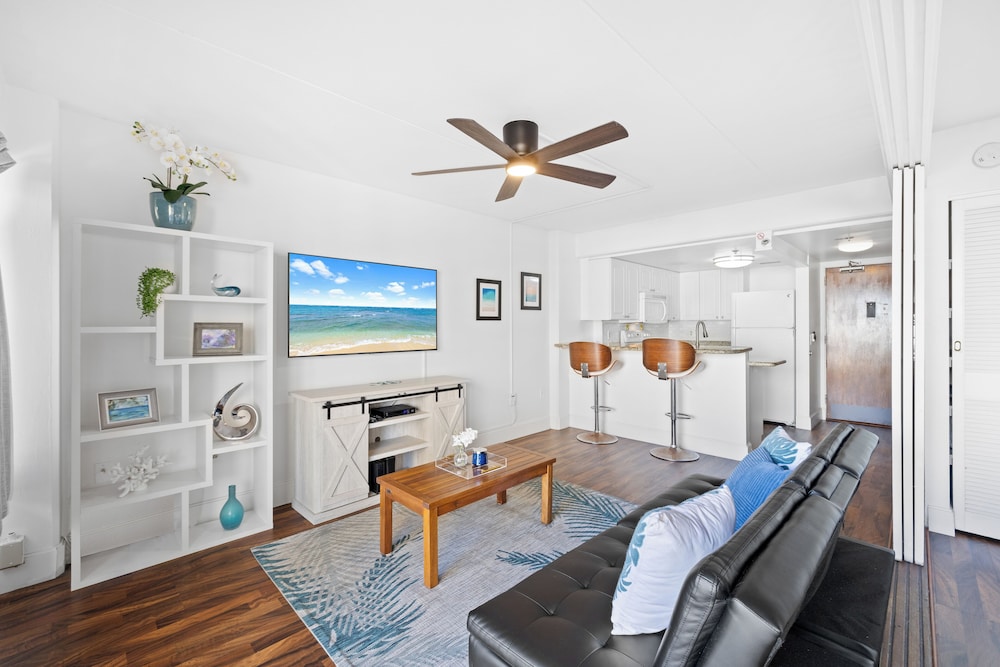 Ilikai Hotel Studio - photo 16