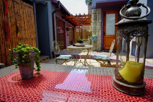 Milly's Touch Studios — 4-Star Luxury Hotel in Roodepoort, South Africa