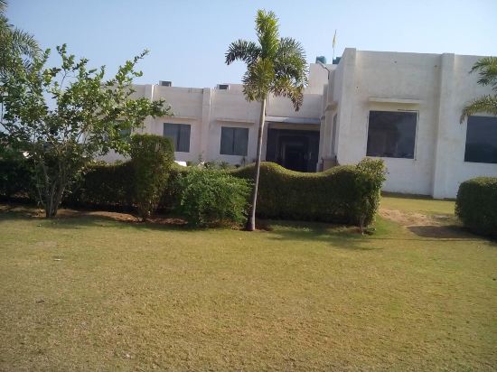 Kesar Resort & Midway pet-friendly hotel Mahendragarh