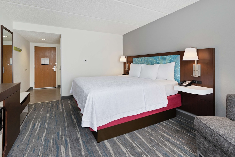Hampton Inn & Suites Orlando Intl Dr N - photo 24