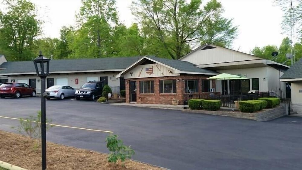 Kentucky Lake Inn - photo 21