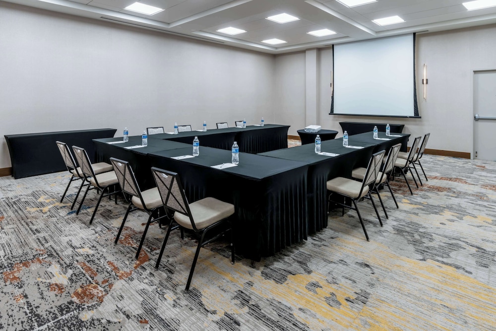 Hilton Garden Inn Albuquerque Uptown - photo 43