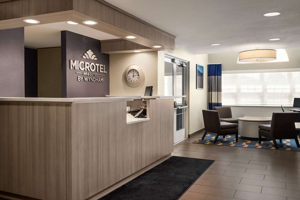 Microtel Inn & Suites by Wyndham Inver Grove Heights Minneap - photo 9