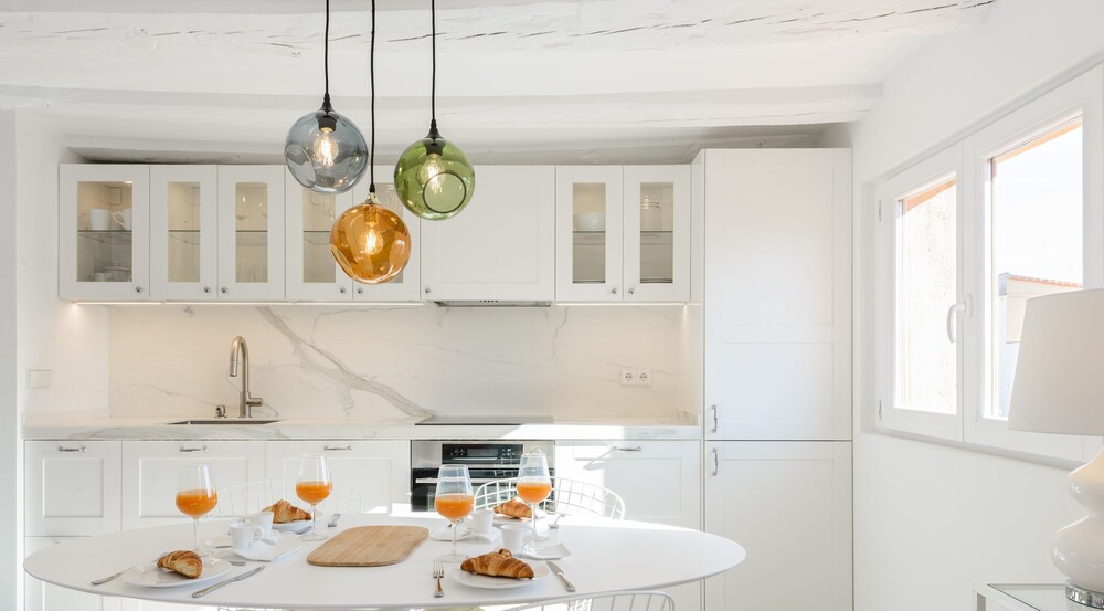 Madrid Plaza junto a la Plaza Mayor 2 habitaciones — 4-Star Luxury Hotel in Madrid, Spain