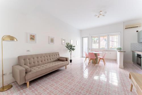 Retrò Loft Ponte Milvio Nearby Foro Italico — 4-Star Luxury Hotel in Rome, Italy