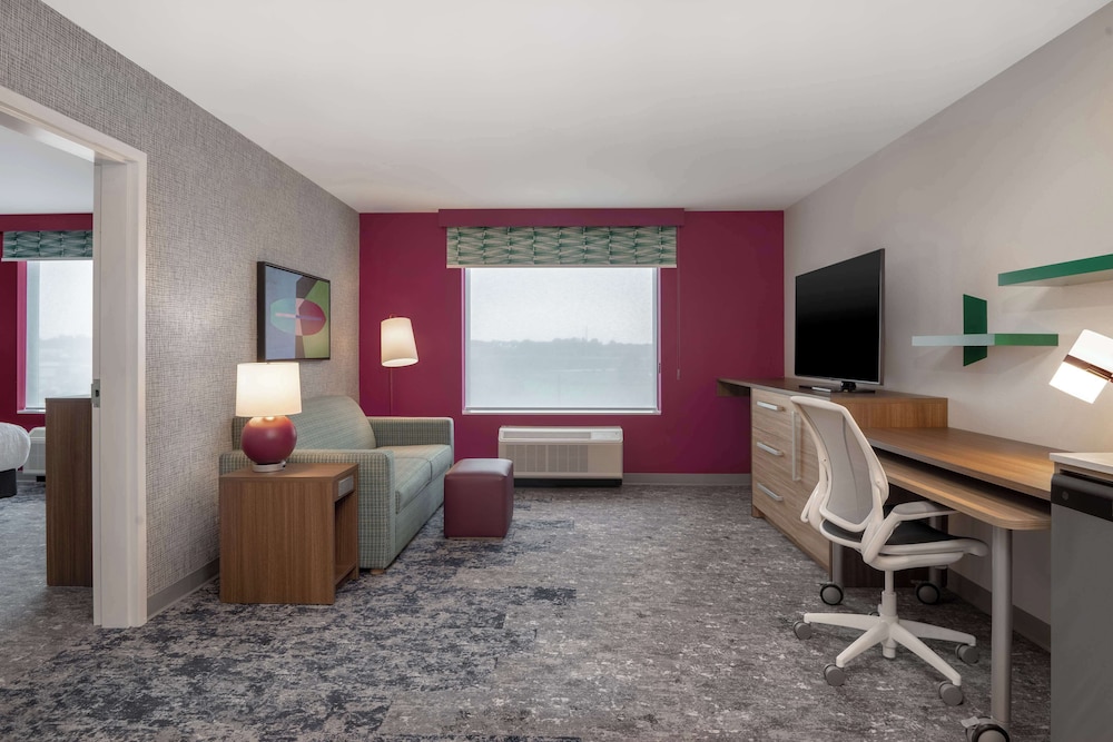 Home2 Suites by Hilton Sheboygan - photo 26