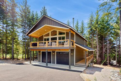Paintbrush Haven - carbon neutral hotel in Unknown City