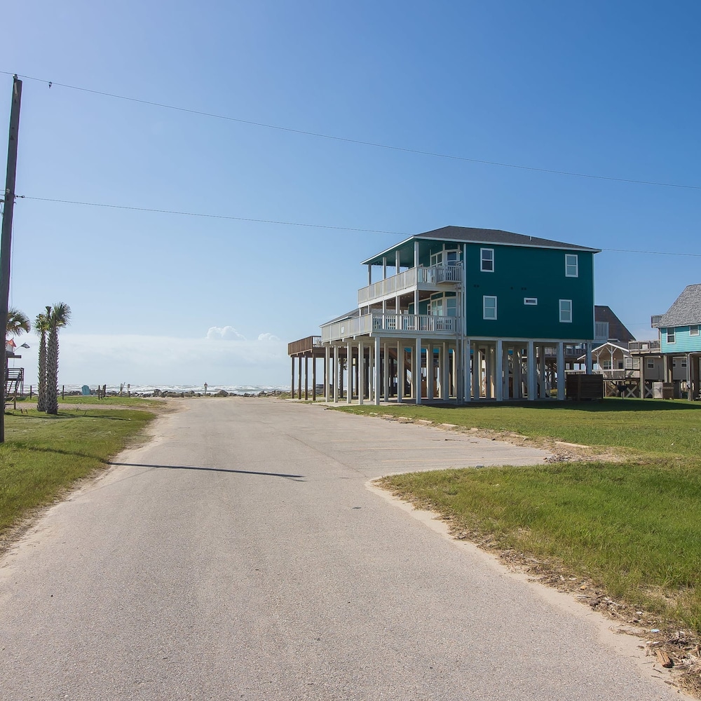 Gulf Adventures and Beachfront Relaxation Awaits - photo 43
