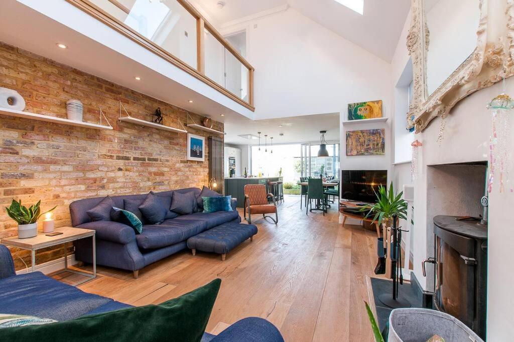 The Old School Hall Opulence and Location in Ramsgate, United Kingdom