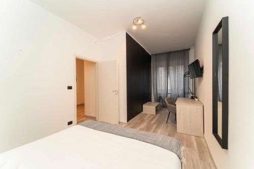 Homely Business 1 — 4-Star Luxury Hotel in Turin, Italy