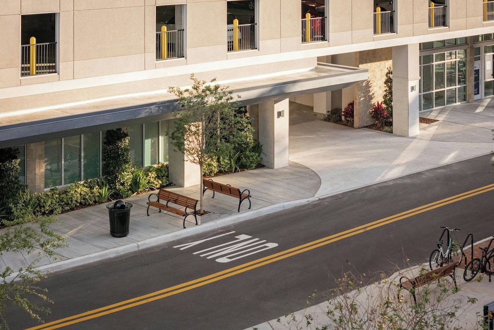 SpringHill Suites by Marriott Tampa Downtown - photo 45