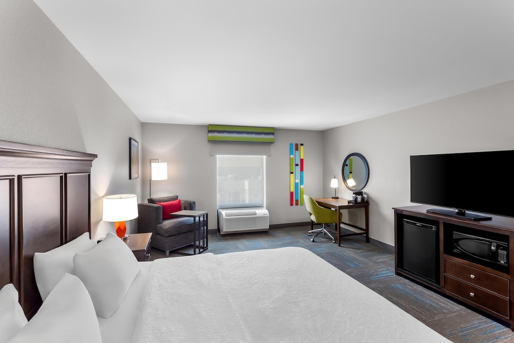 Hampton Inn Huntington University Area - photo 23