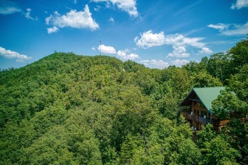 A View From Above Spacious Smoky Mountain Getaway Perfect for Families & Groups - photo 44