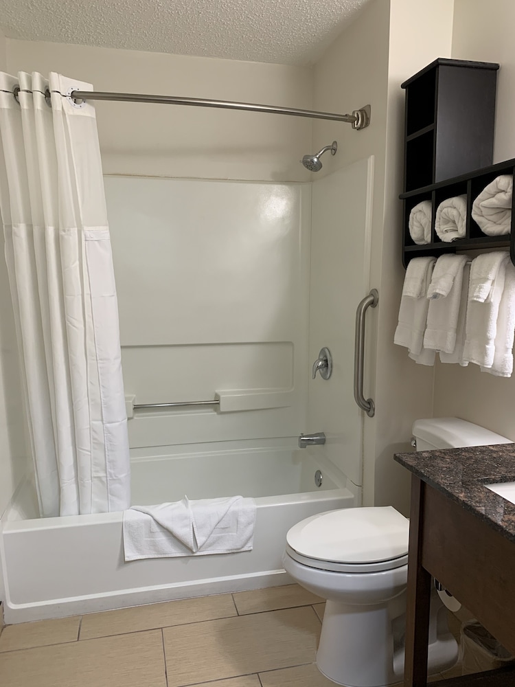 Ramada by Wyndham Santa Fe - photo 25
